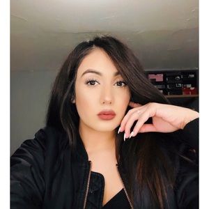 Meet your Posher, Graciela